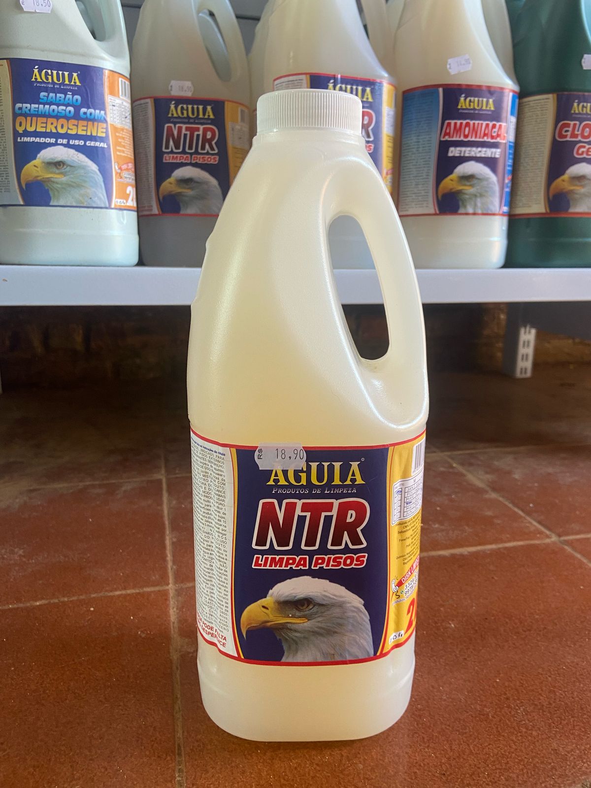 NTR limpa pisos - Águia