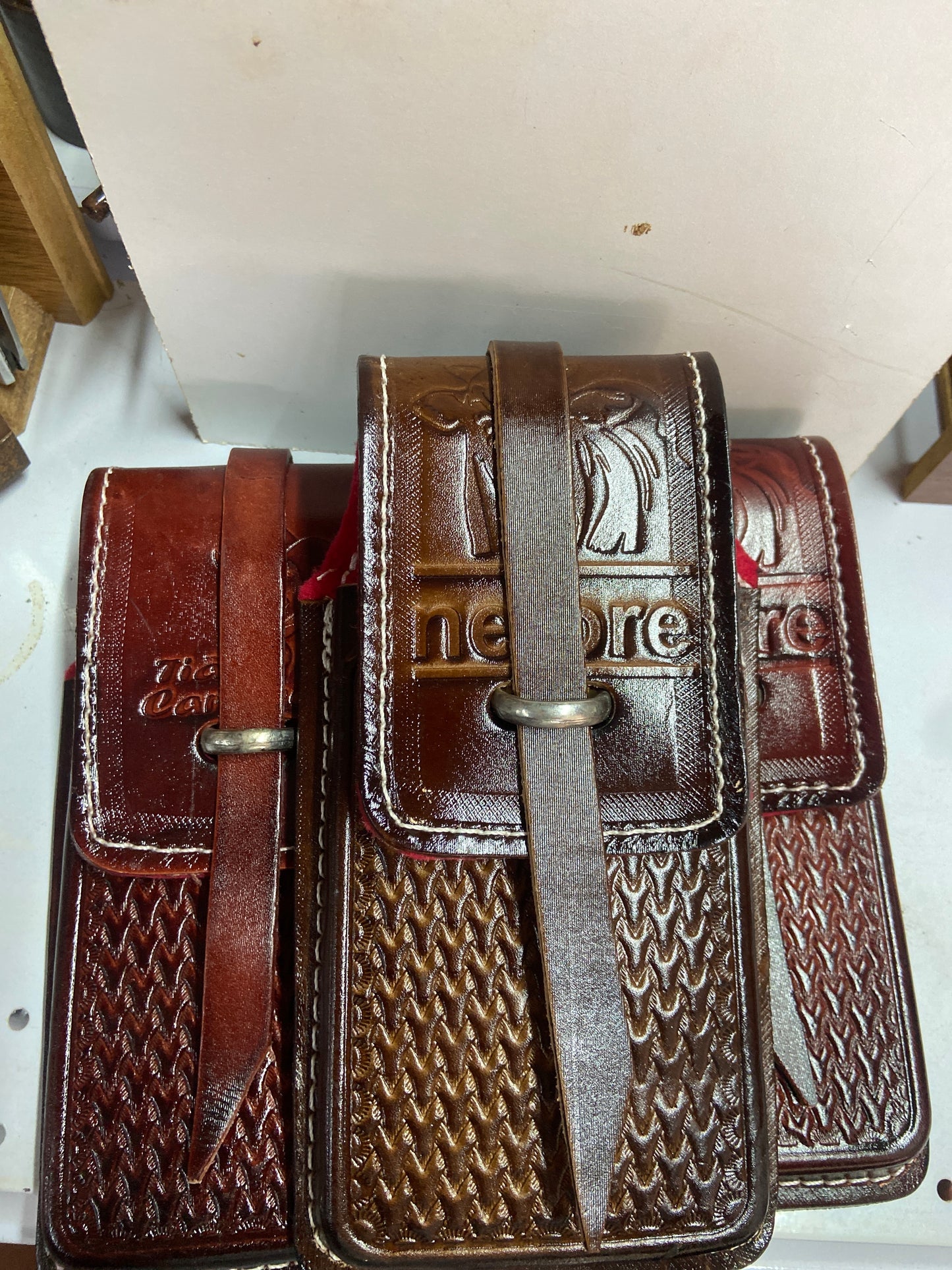 Capas para celular em couro