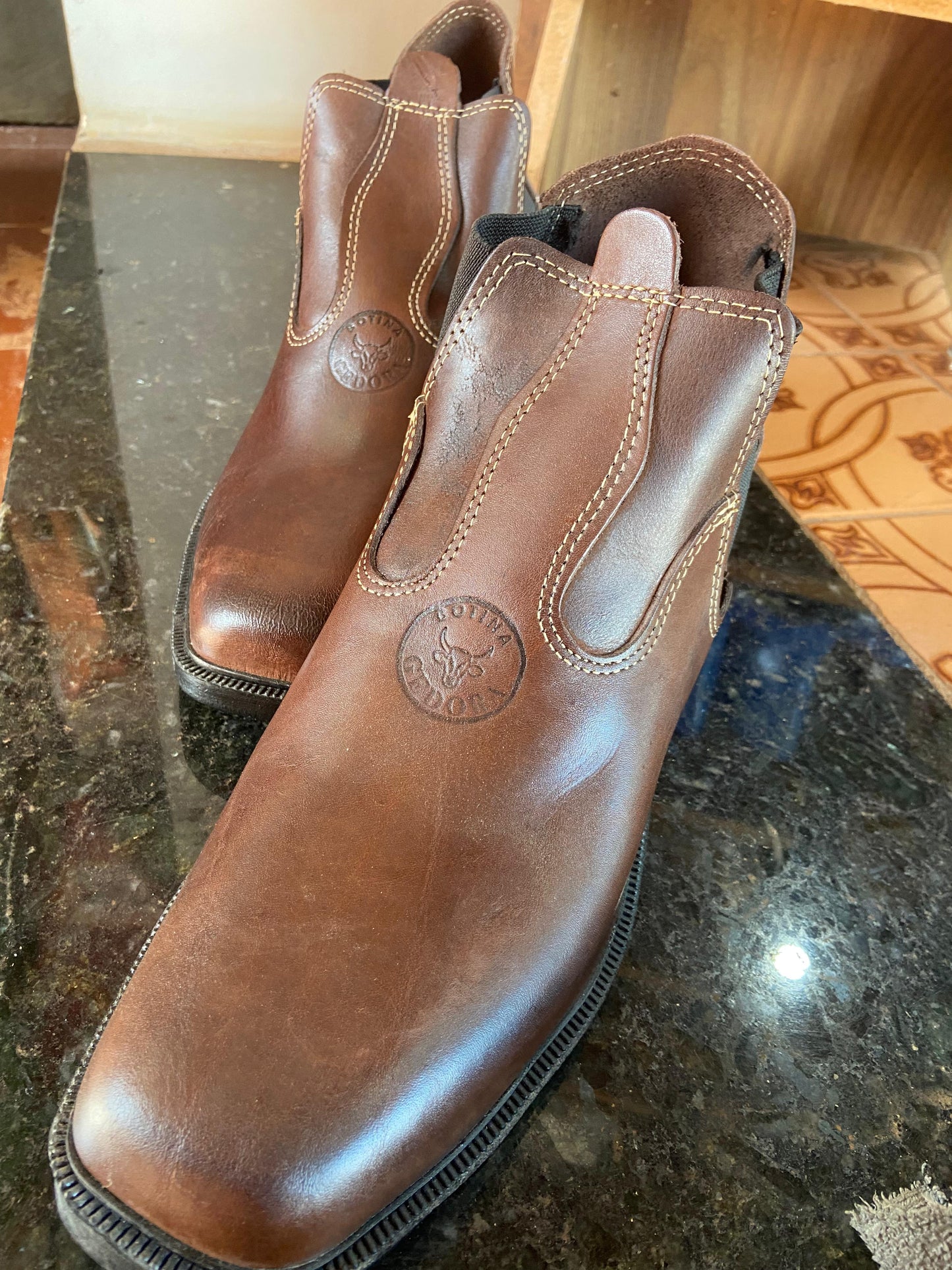 Botina Gedoro - Adulto